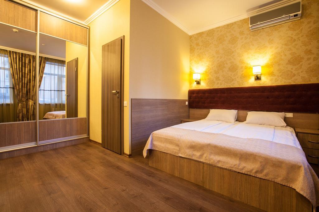 Hotel Classic Kiew Exterior foto